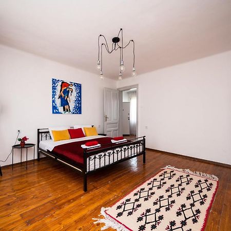 Authentic Design 2Bdr Apartment In Old Town Sarajewo Zewnętrze zdjęcie