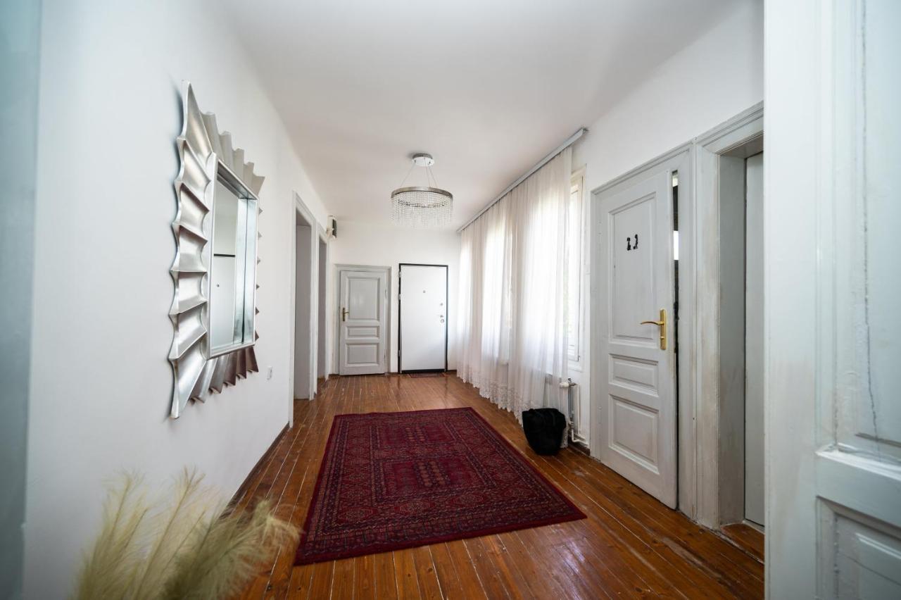 Authentic Design 2Bdr Apartment In Old Town Sarajewo Zewnętrze zdjęcie