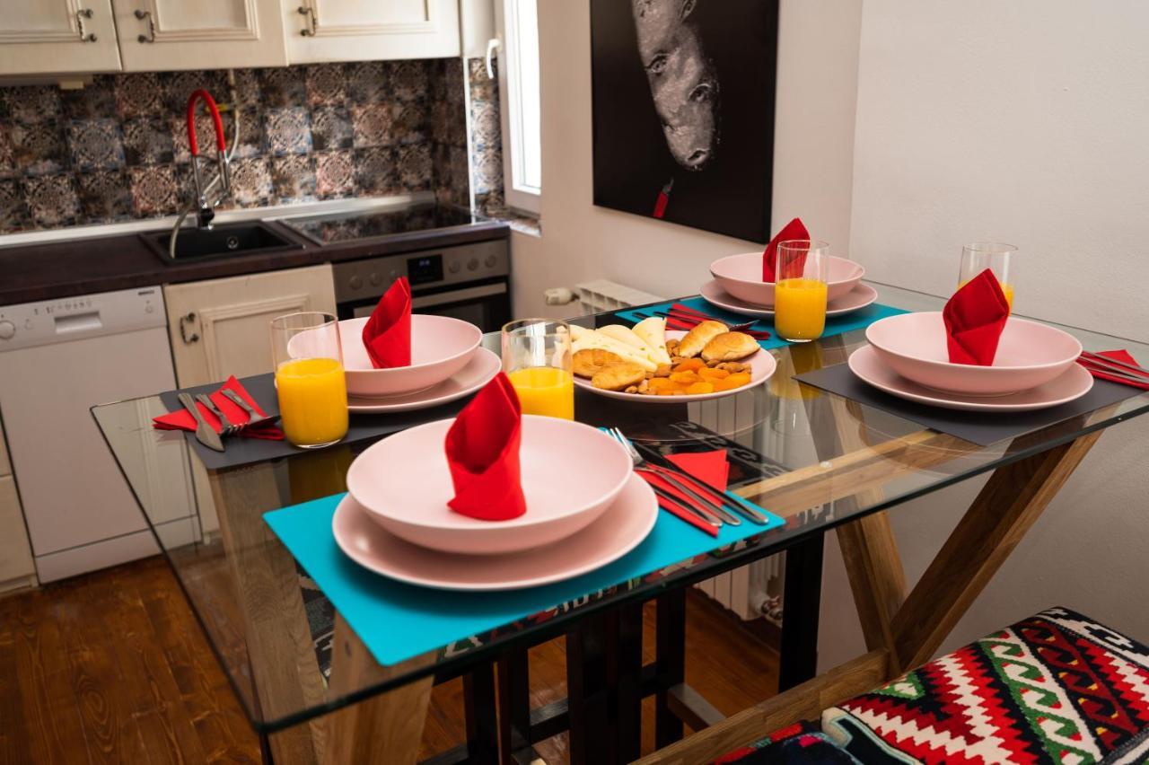 Authentic Design 2Bdr Apartment In Old Town Sarajewo Zewnętrze zdjęcie
